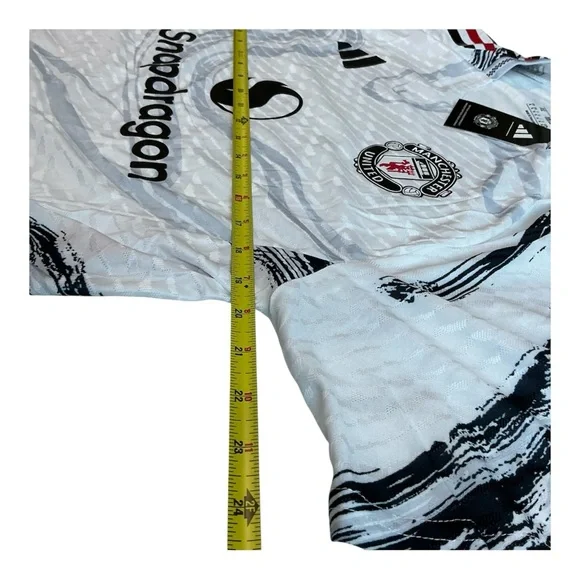 MANCHESTER UNITED 25/26 White Special Edition Adidas Size XL - Picture 10 of 13